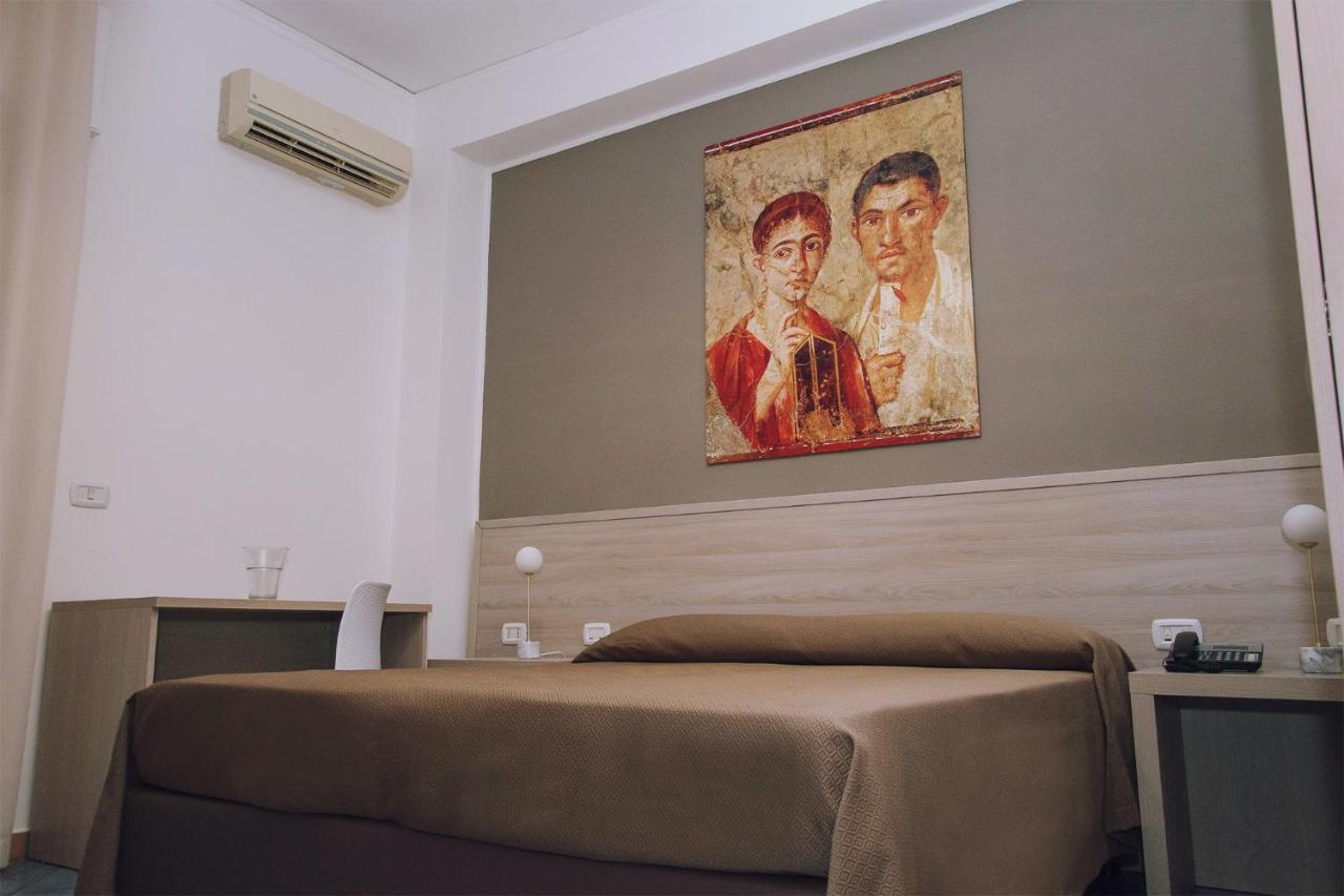 Double or Twin Room Private Bathroom
