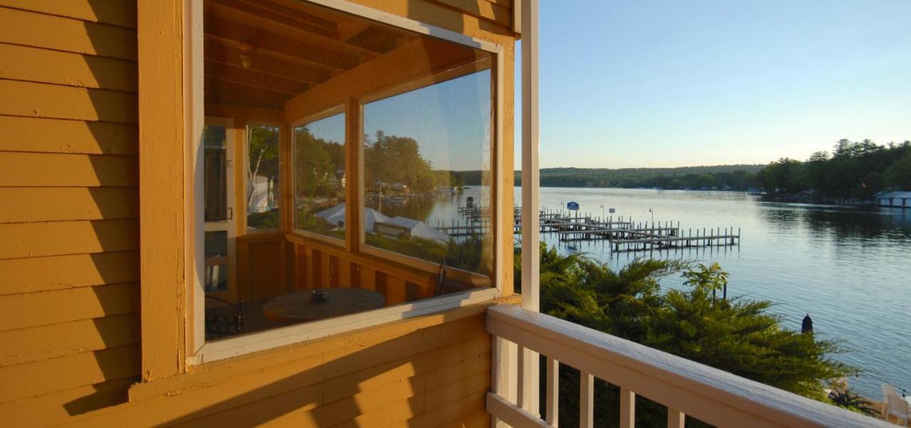 Two-Bedroom Cottage Lake View Queen or Twins