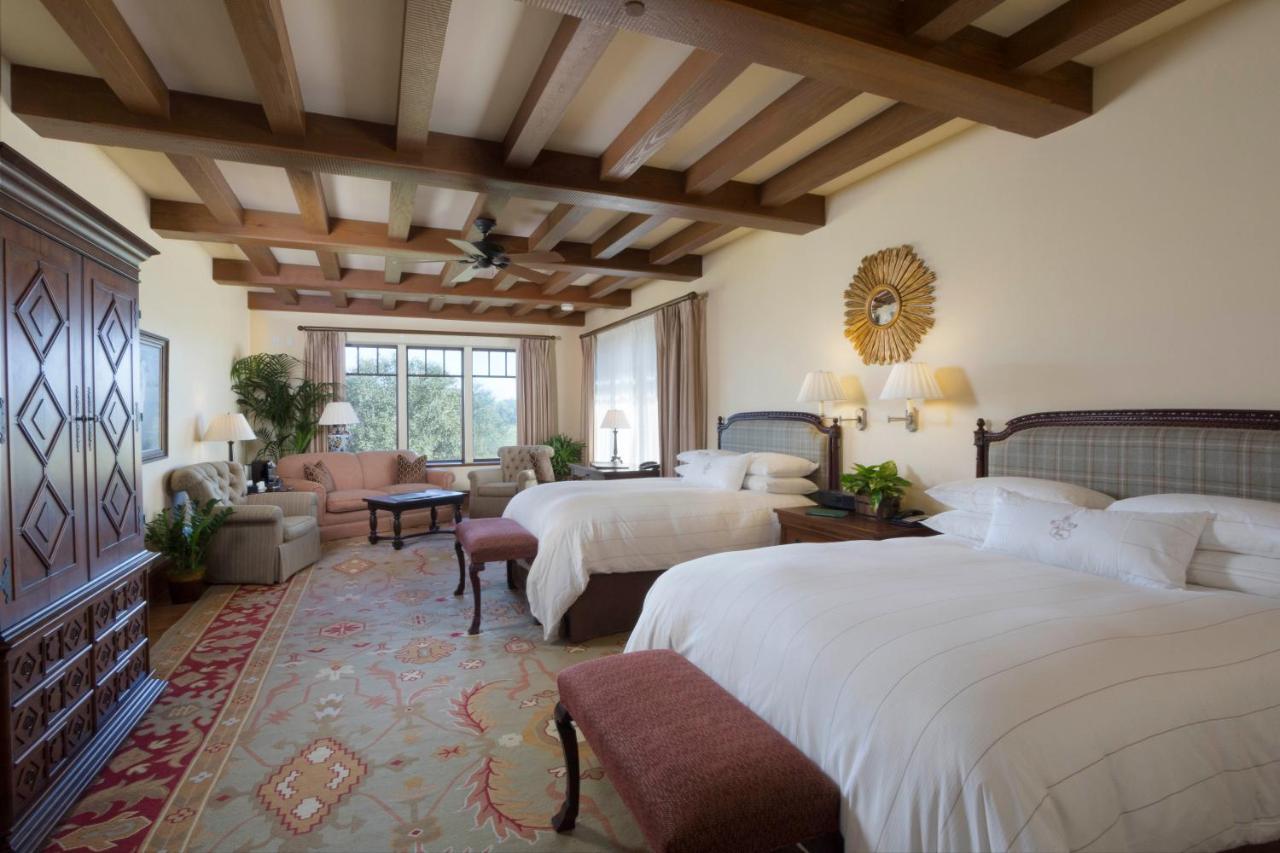 Golf Course View Room Two Queen Beds,970201681:JPEG