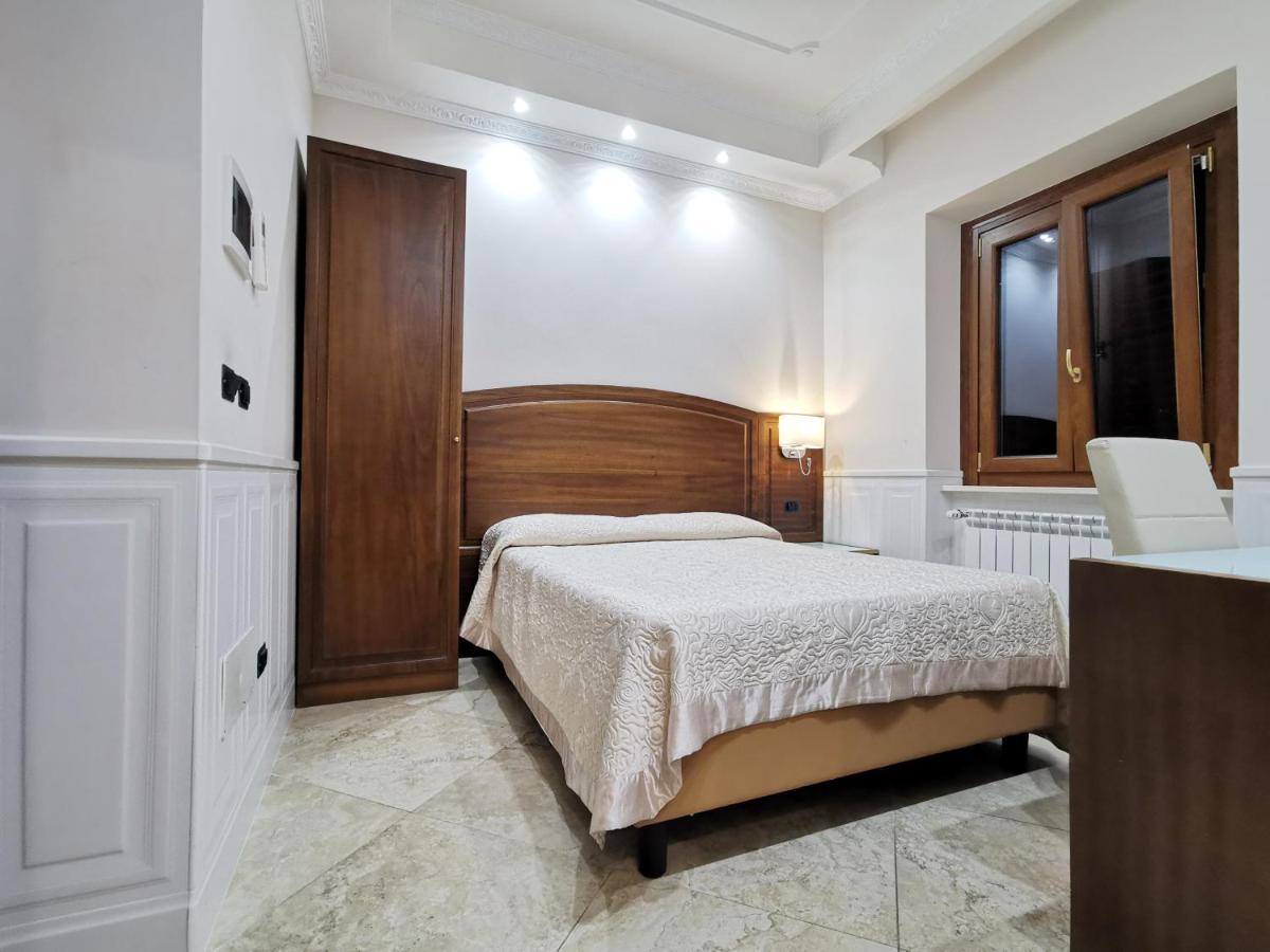 Quarto Individual Standard