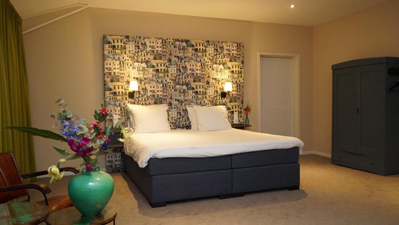 King Suite Spa Bath