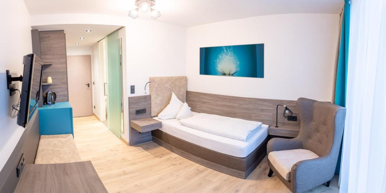 Deluxe Single Room