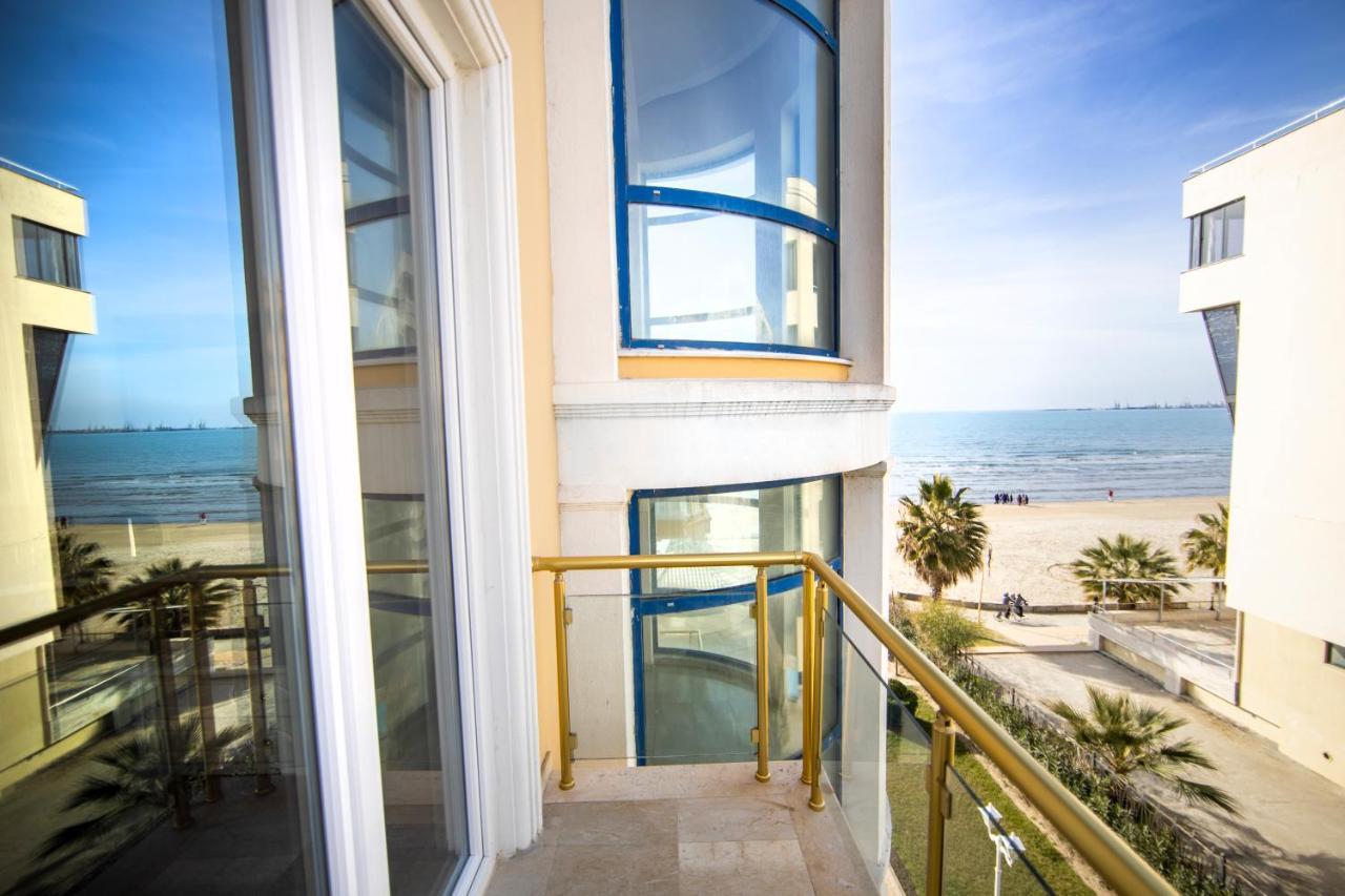 Standard Double or Twin Room Corner Sea View