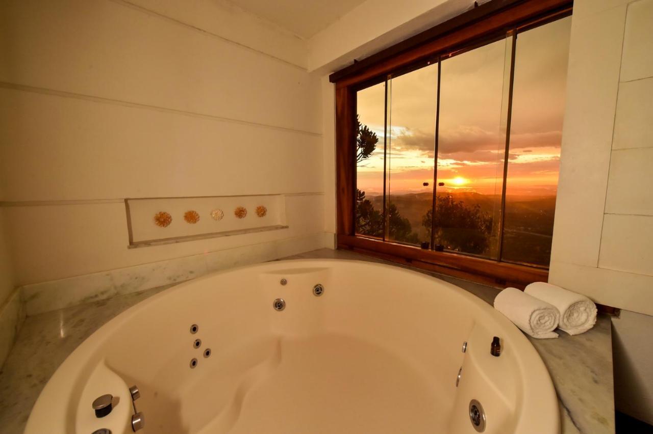 Suite Hot Tub