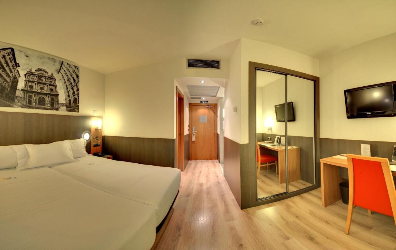 Double or Twin Room Disability Access