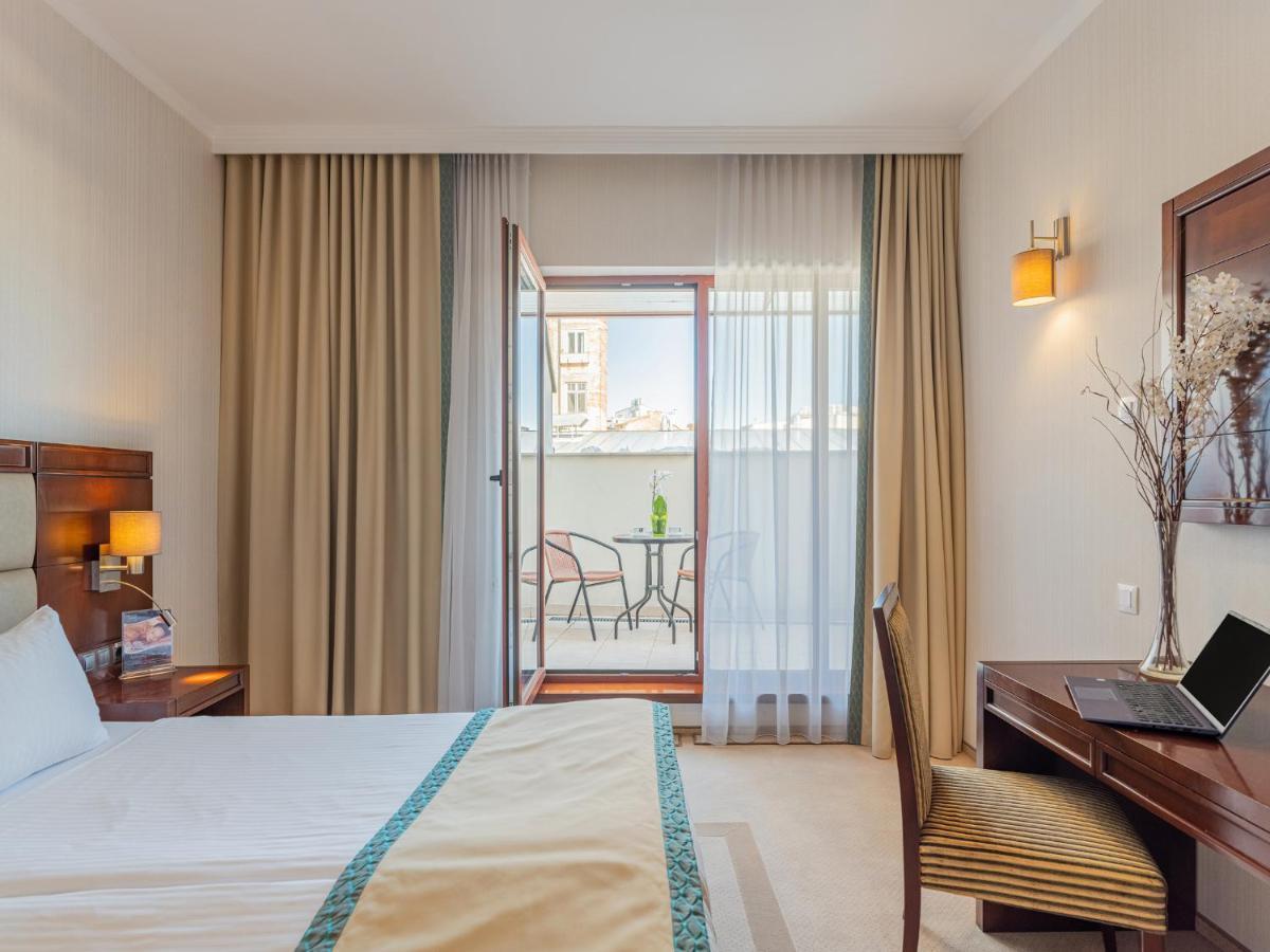 Deluxe Room Balcony