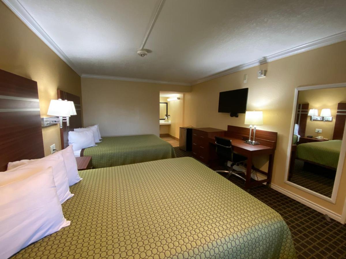 Queen Room Disability Access