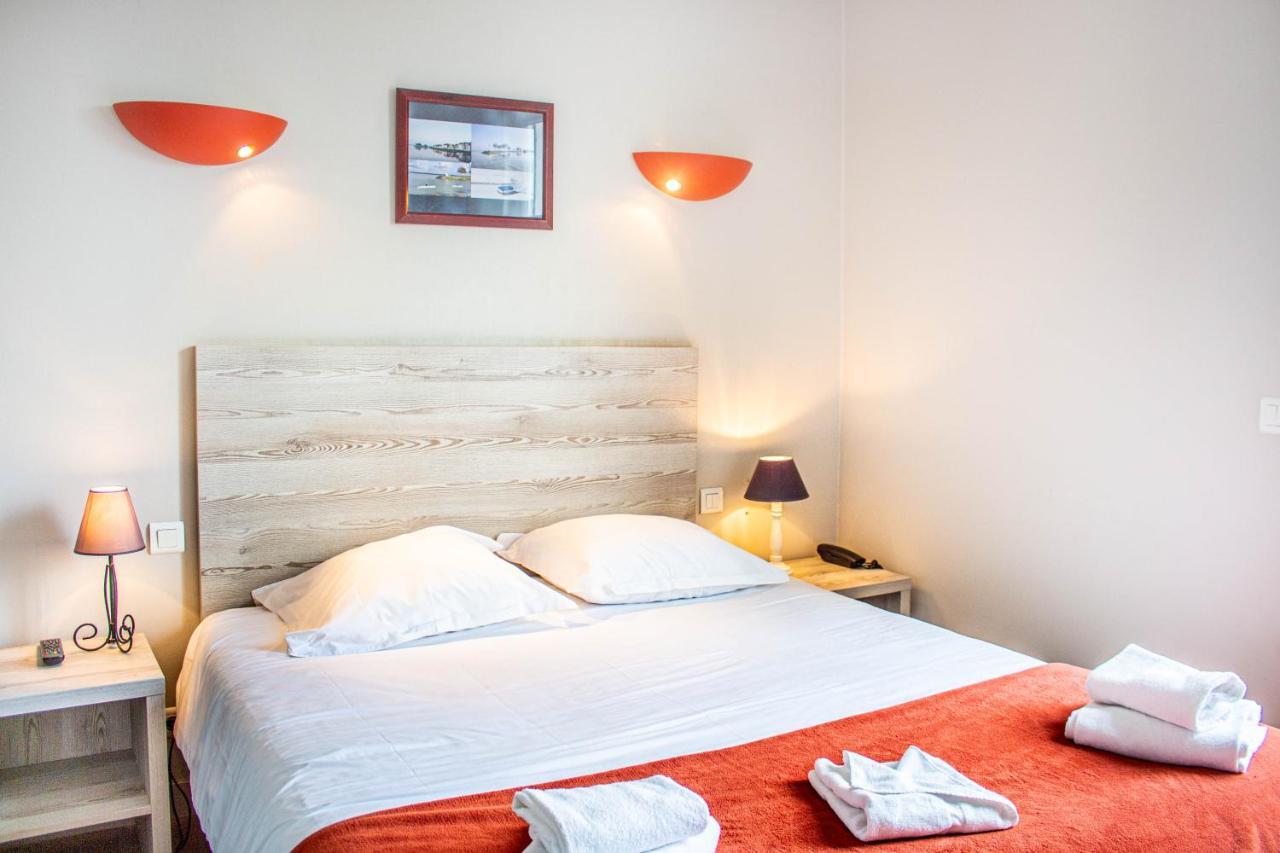 Classic Double Room Bay view