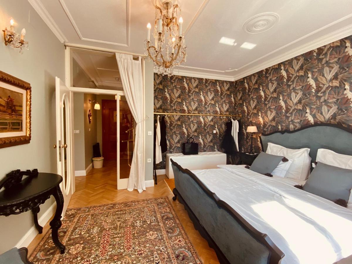 Deluxe Suite met Balkon en Uitzicht op het Meer