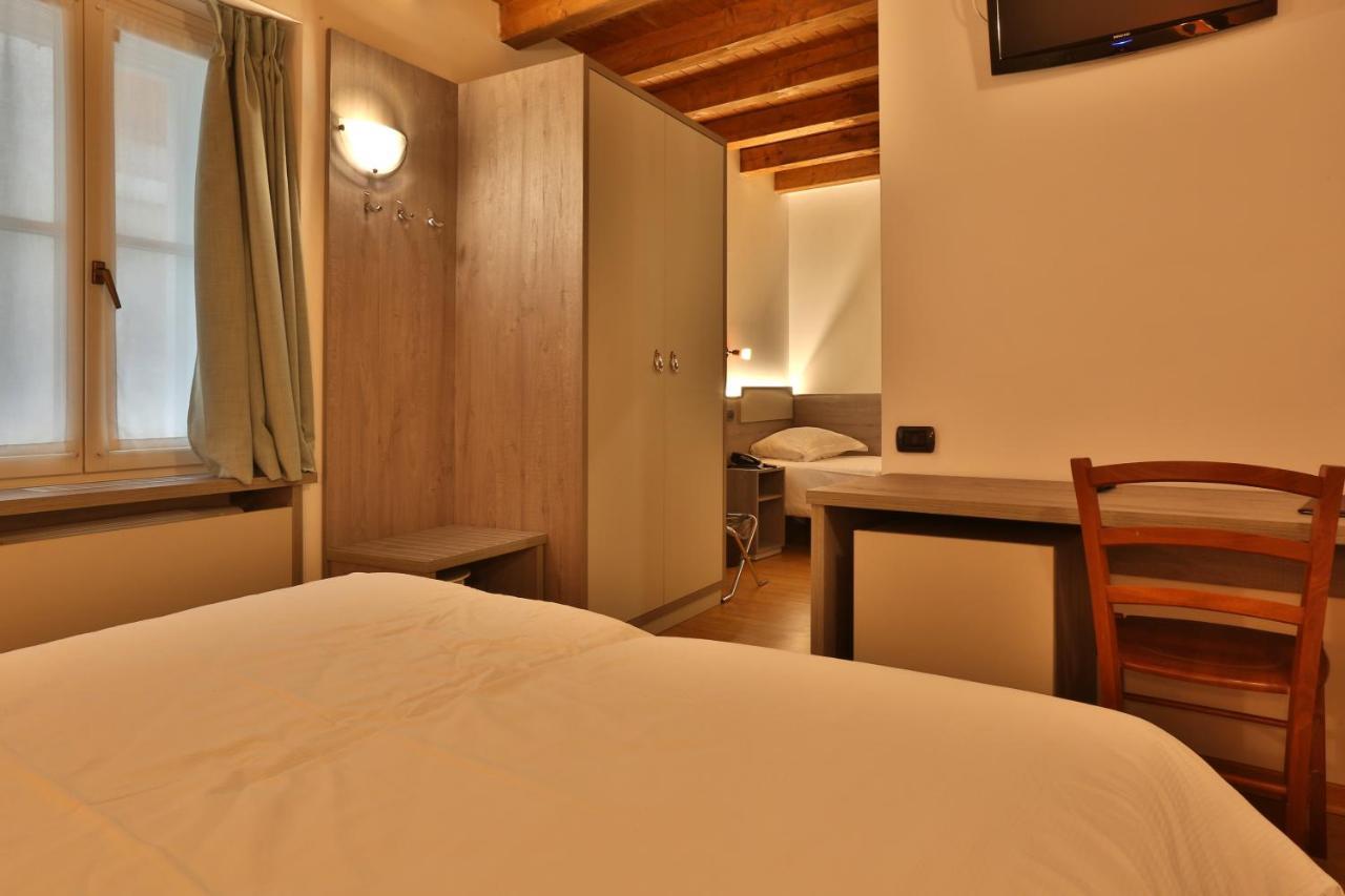Triple Room,979781854:JPEG