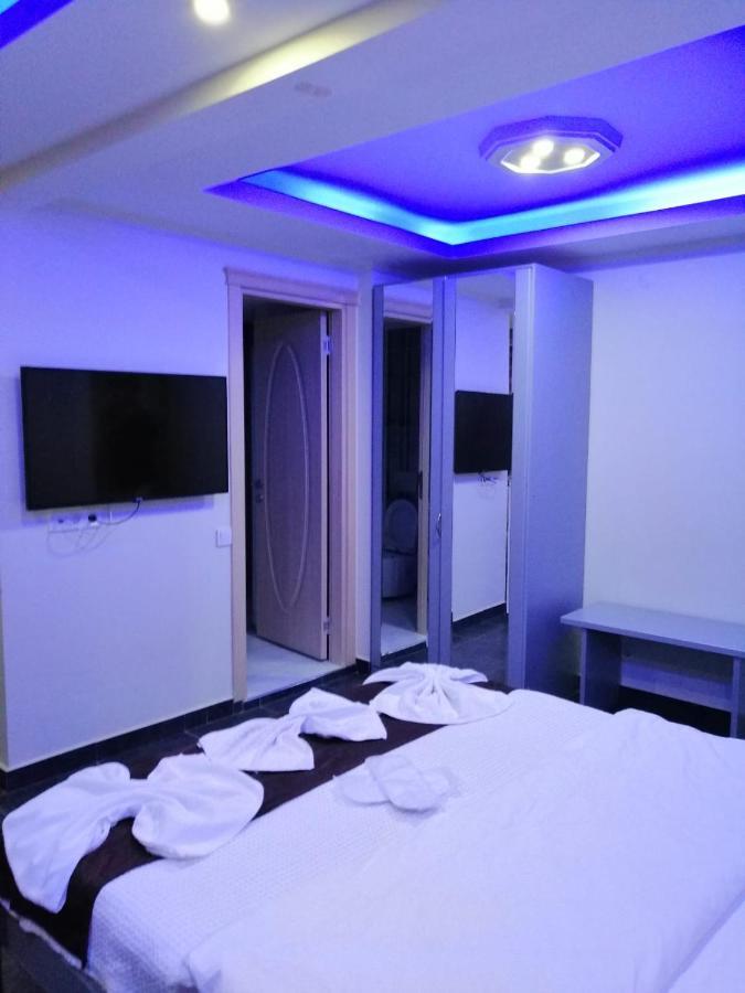 Large Double Room,961955065:JPEG