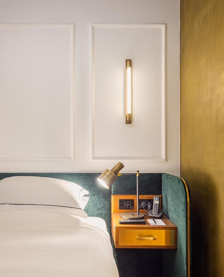 Urban Room