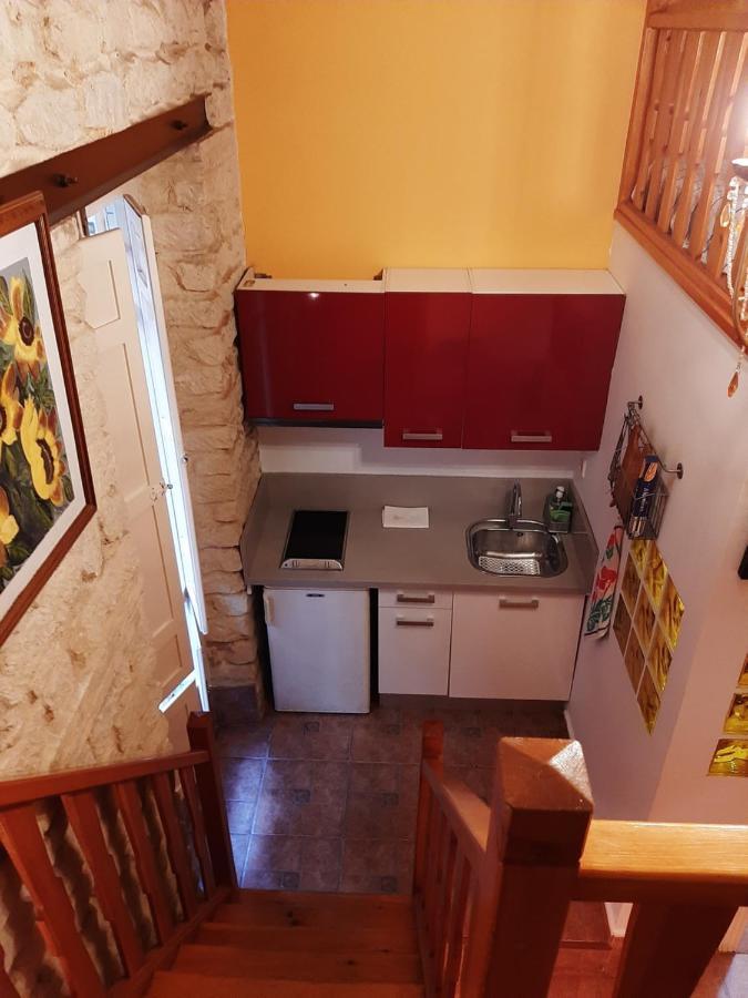 Deluxe King Studio
