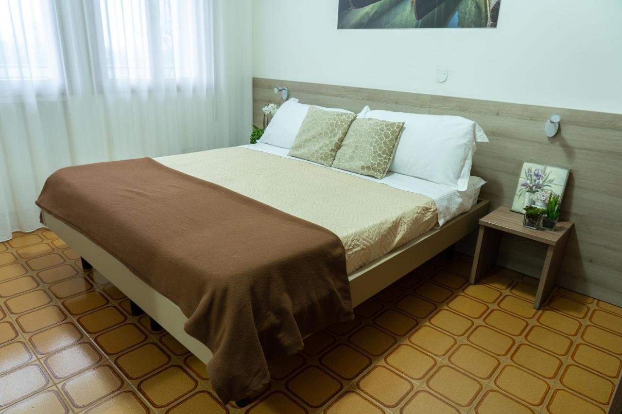 Economy One-Bedroom Apartment