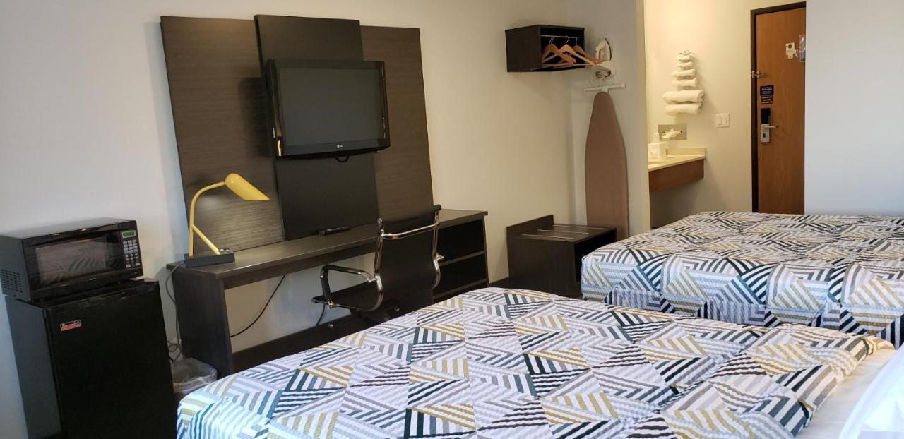 Deluxe Quadruple Room Non-Smoking