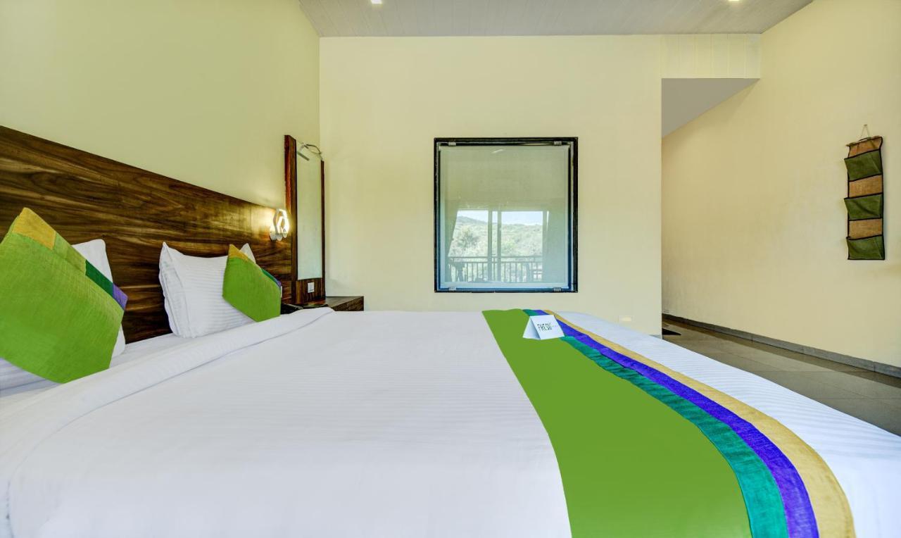 Deluxe Room Balcony