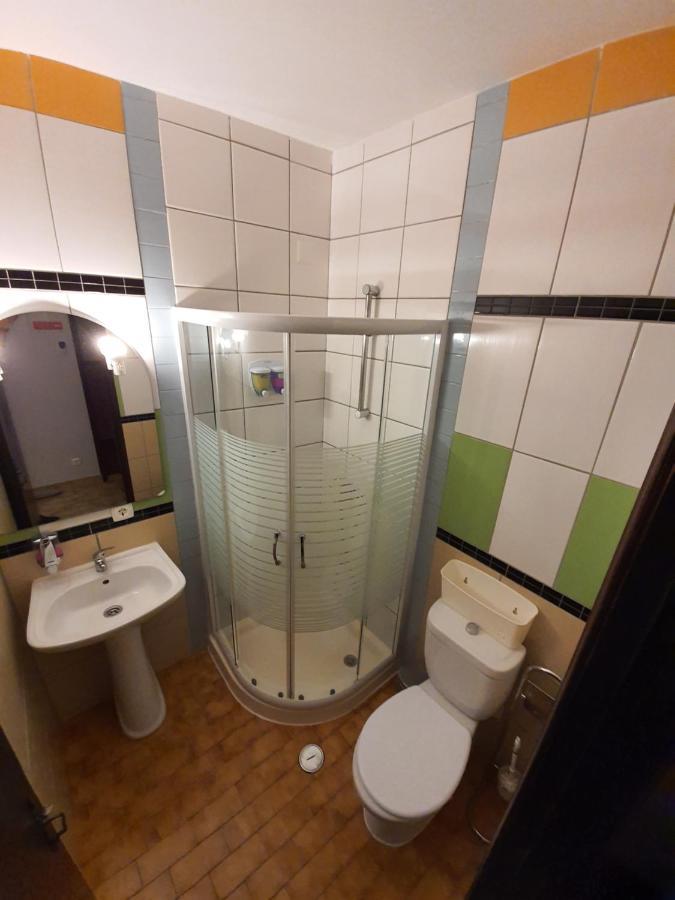 Double Room Private Bathroom