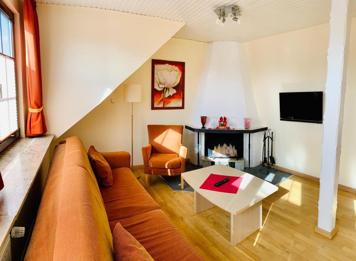 Suite Fireplace