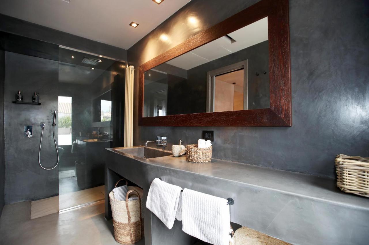 King Suite Spa Bath