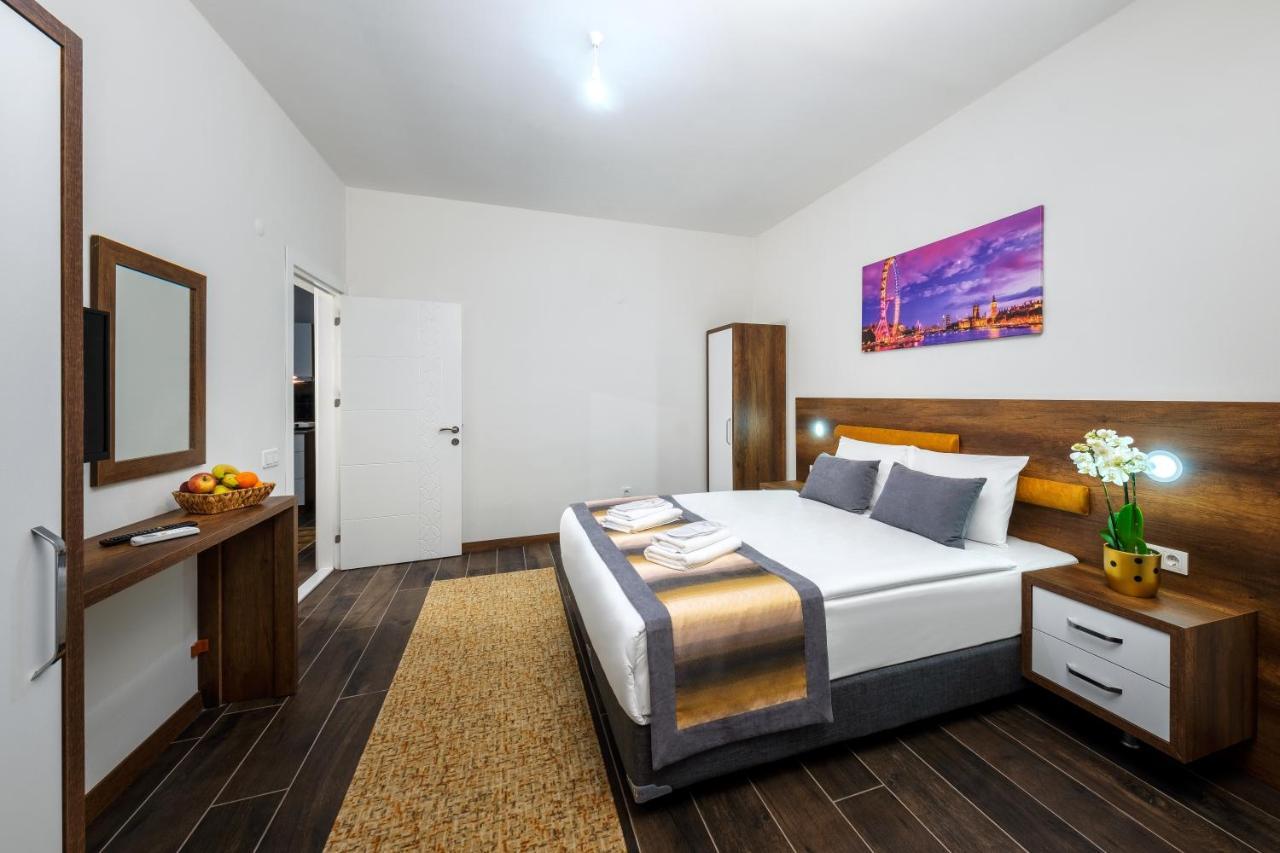 Two-Bedroom Family Room,981314908:JPEG