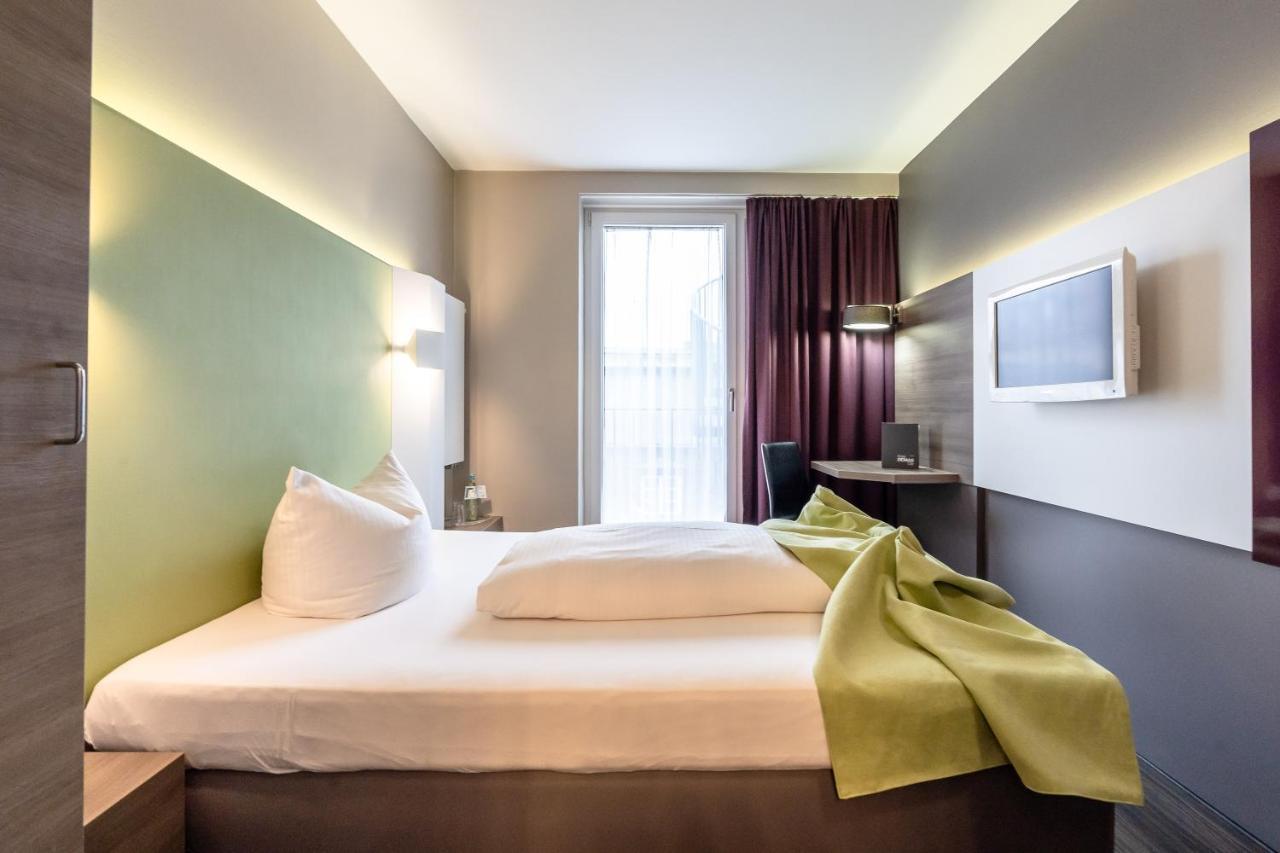 Single Room Air Conditioning