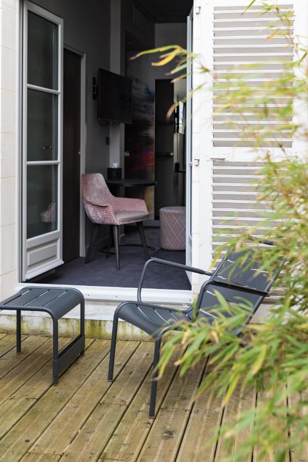 Double or Twin Room Parenthese Terrace