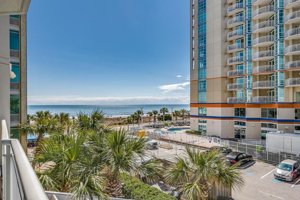 Angle Ocean Front Three-Bedroom Suite with Partial View,985364470:JPEG