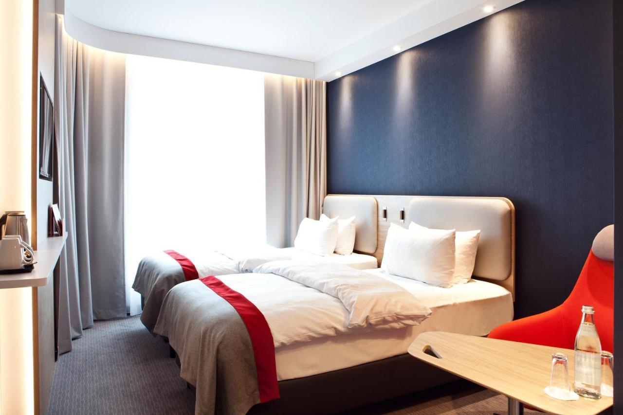 Standard Room Two Single Beds