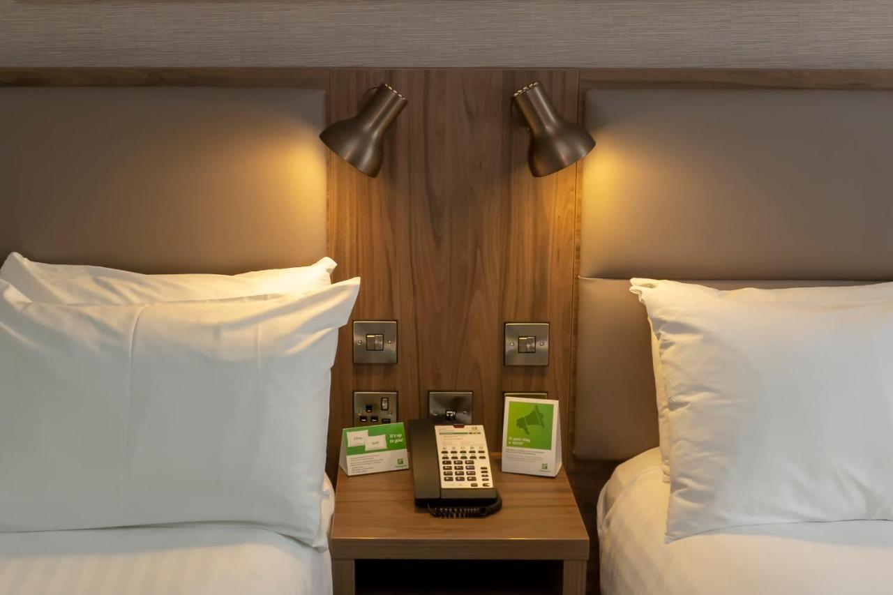 Standard Double Room Two Double Beds