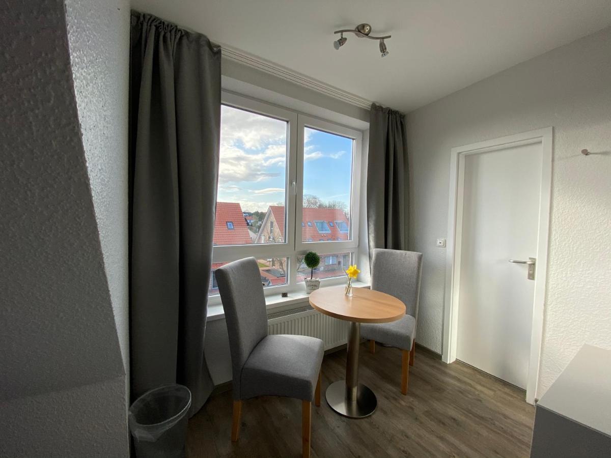 Large Single Room