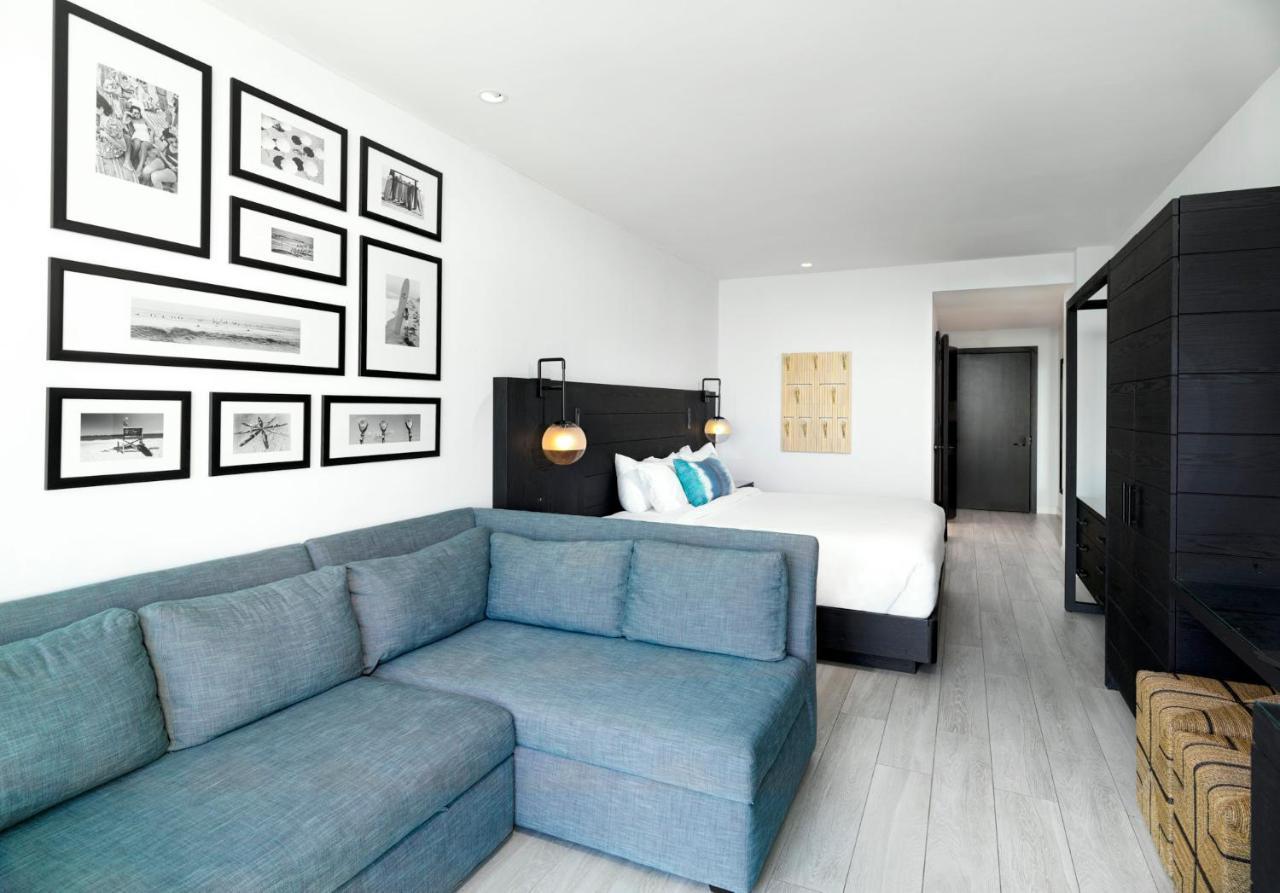 Deluxe King Suite