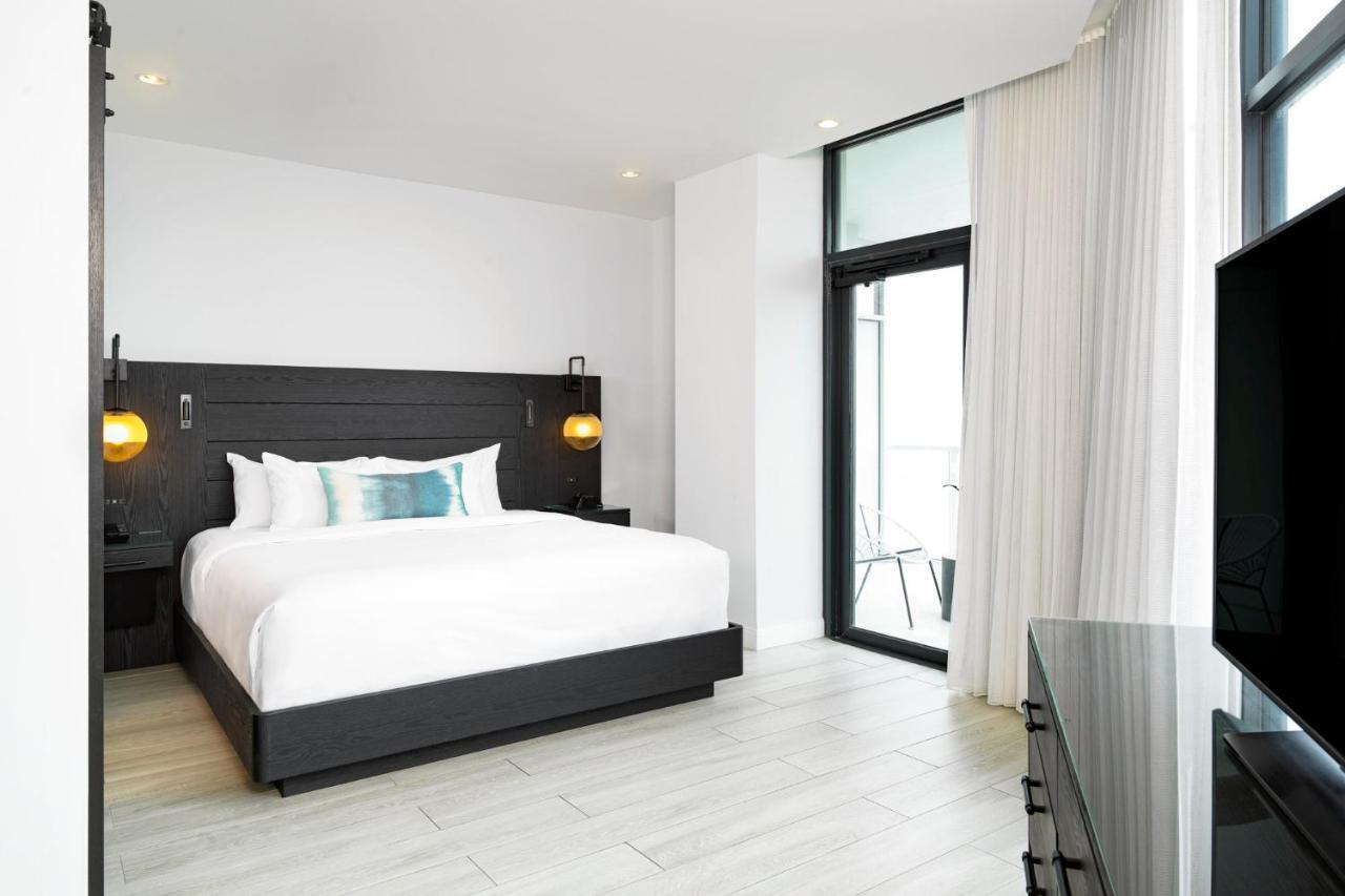 Deluxe Junior King Suite Terrace