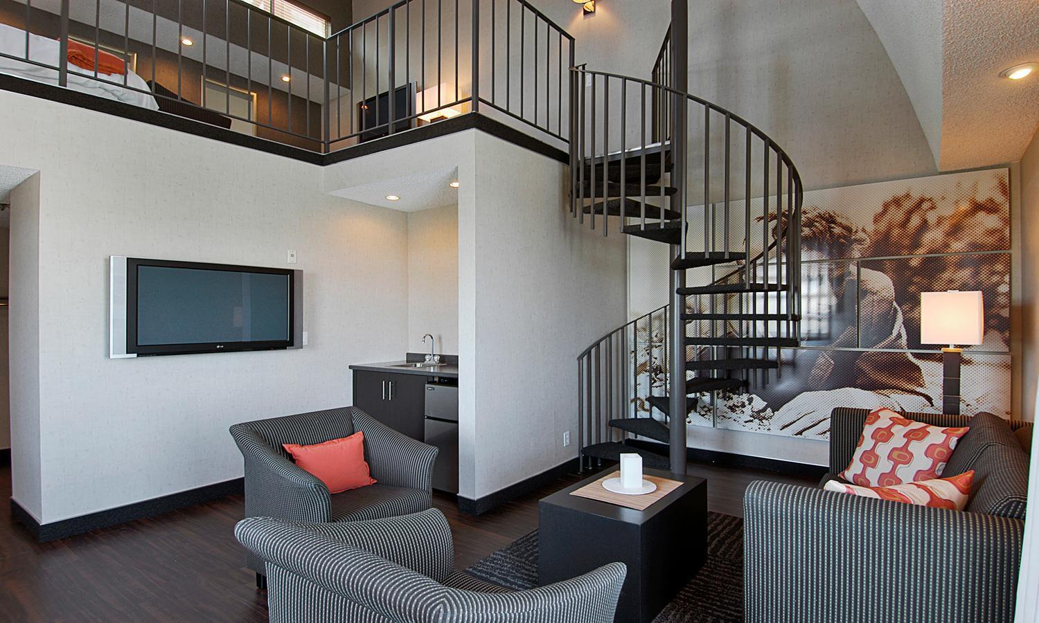 Spiral Loft King Suite Non-Smoking