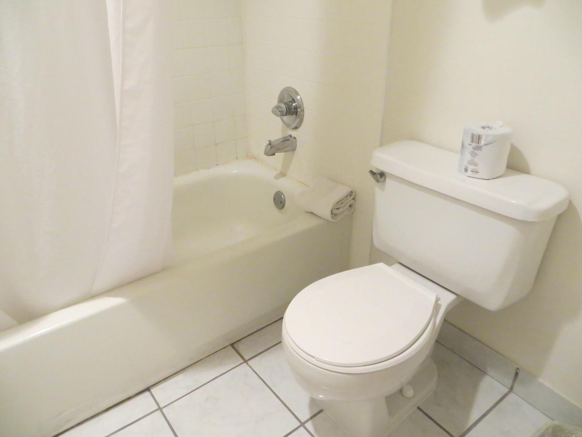 Double Room Two Double Beds Non-Smoking