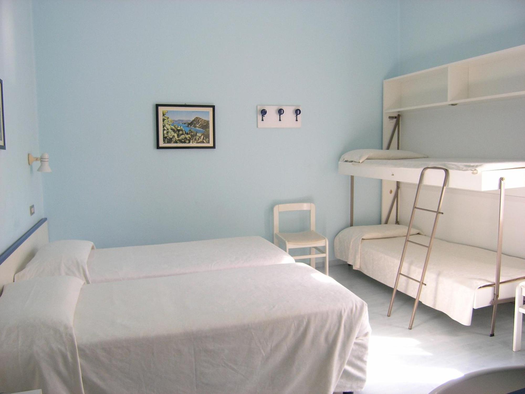 Quadruple Room,1092722103:JPEG
