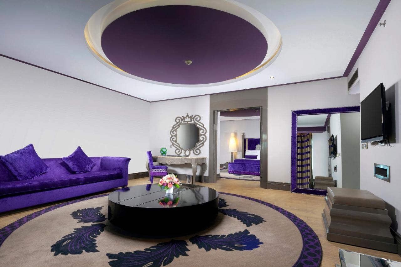 Premium Suite Spa Bath