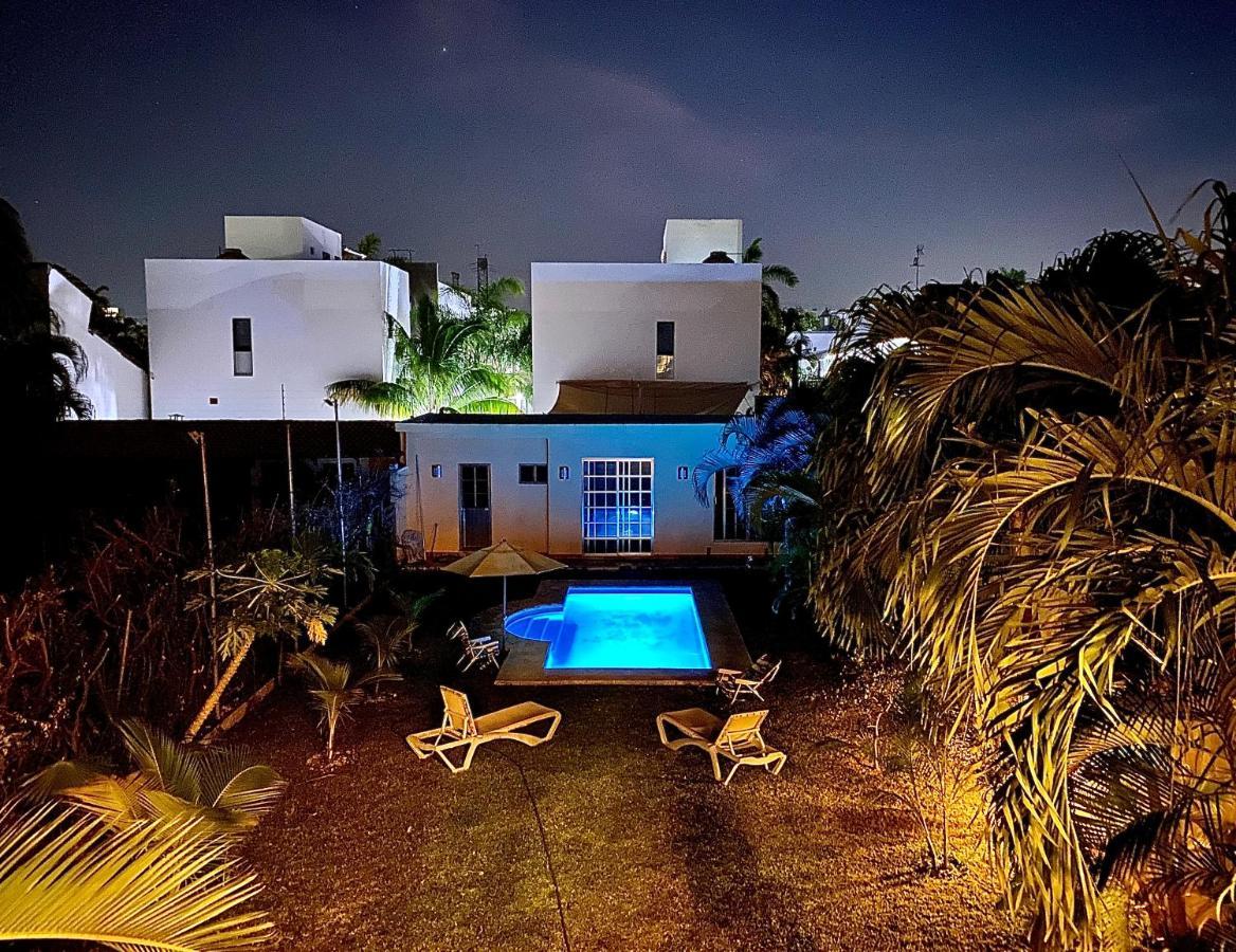 Queen Suite Pool View
