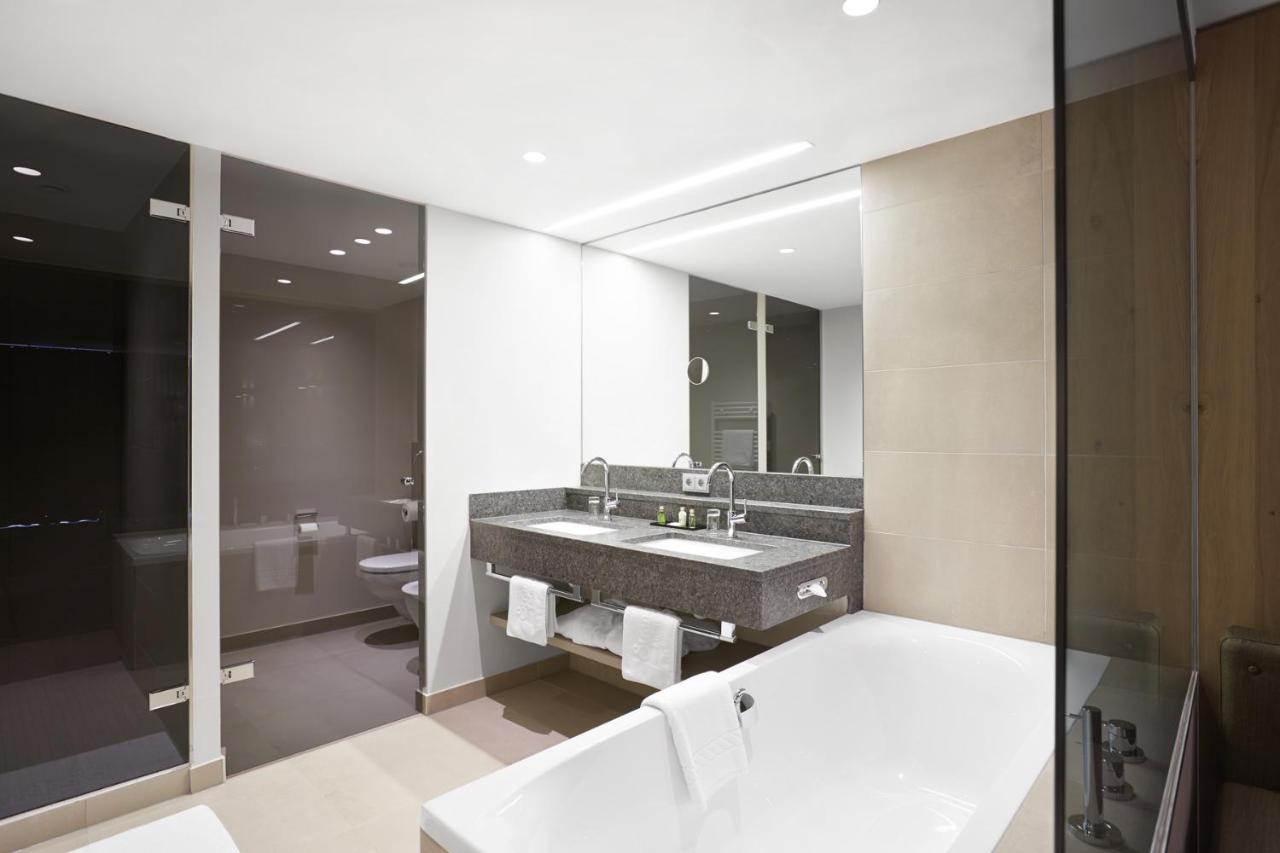 Superior Double Room Mountain View