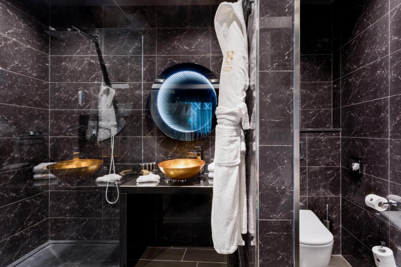 Elegantes Zimmer mit Zugang zum Spa