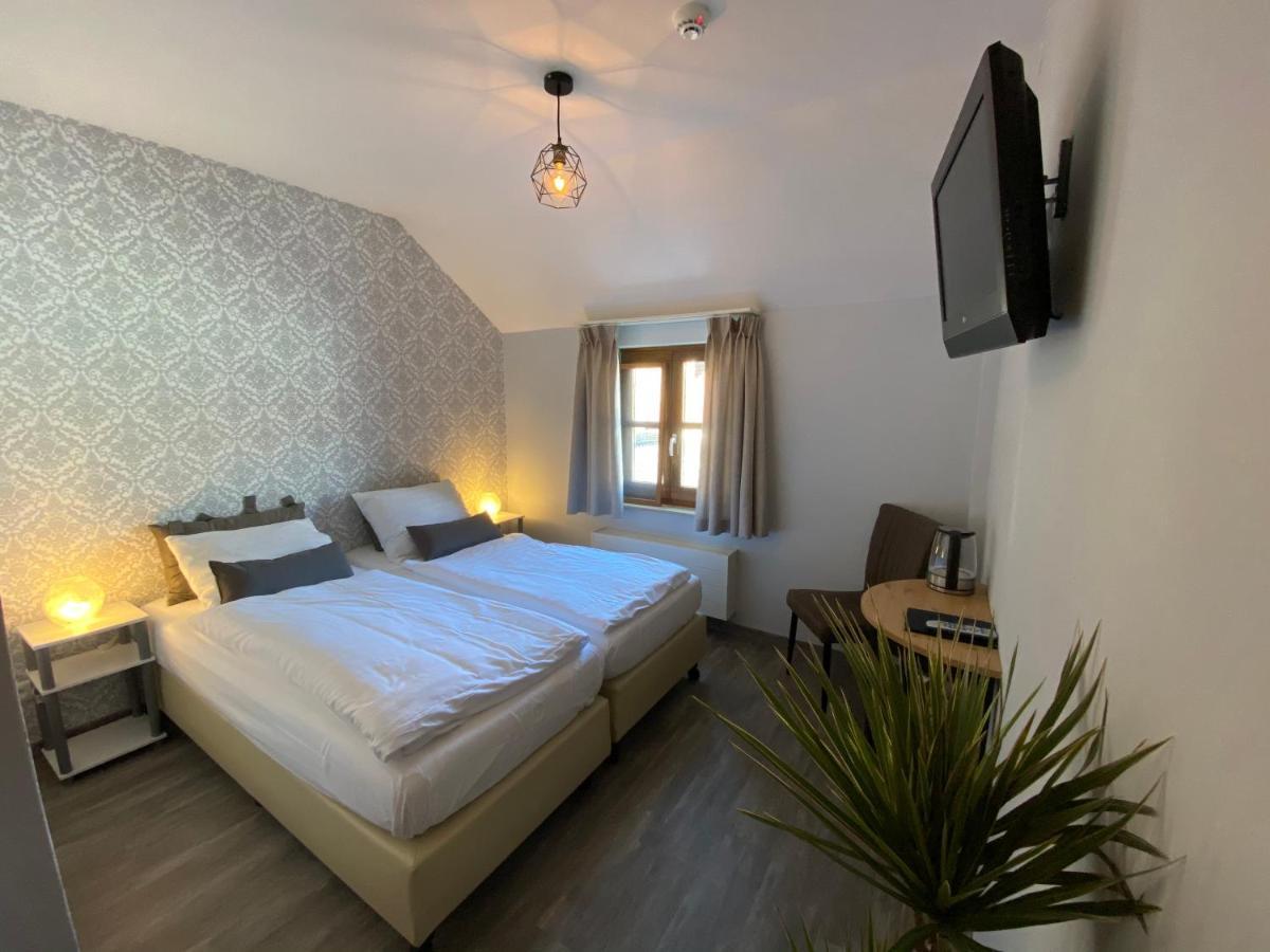 Comfort Double Room Shower