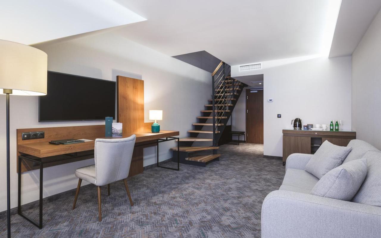 Apartment Split Level