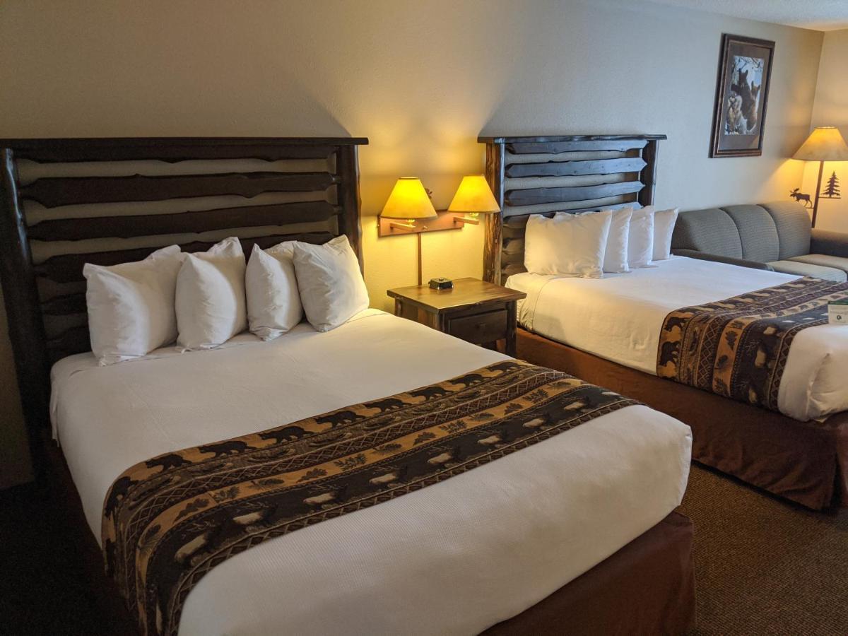 Queen Room Two Queen Beds Sofa Bed