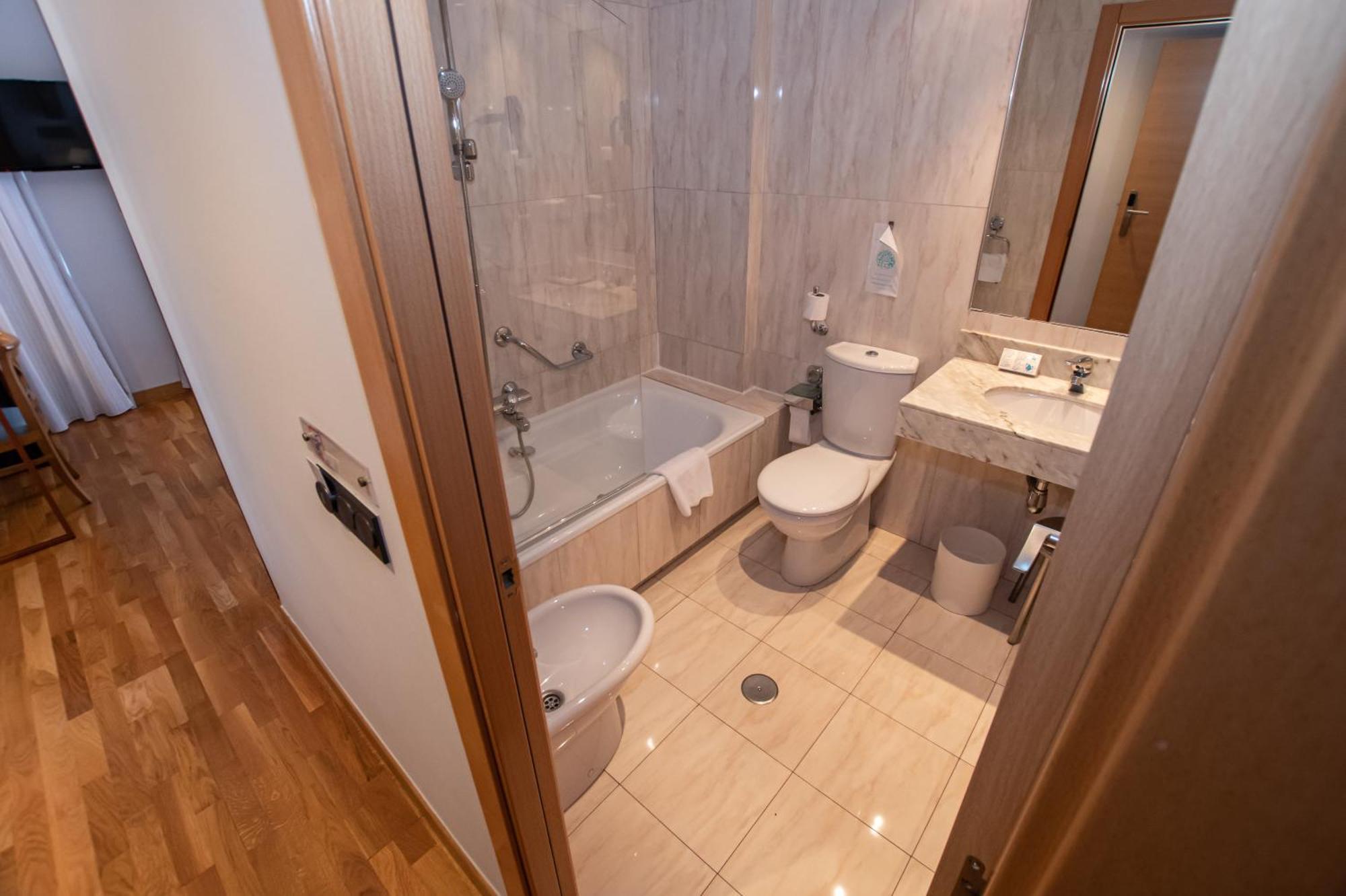 Habitación Familiar (2 adultos y 2 niños)