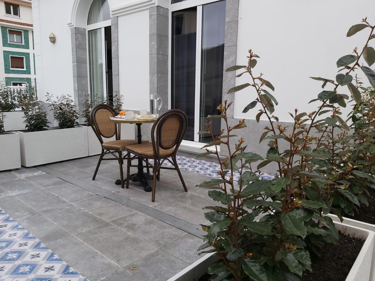 Double or Twin Room Terrace