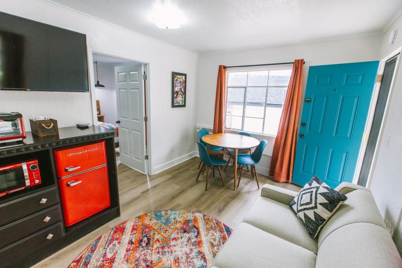 Deluxe Family Suite