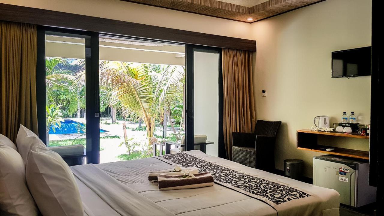 Deluxe Double Room Pool View