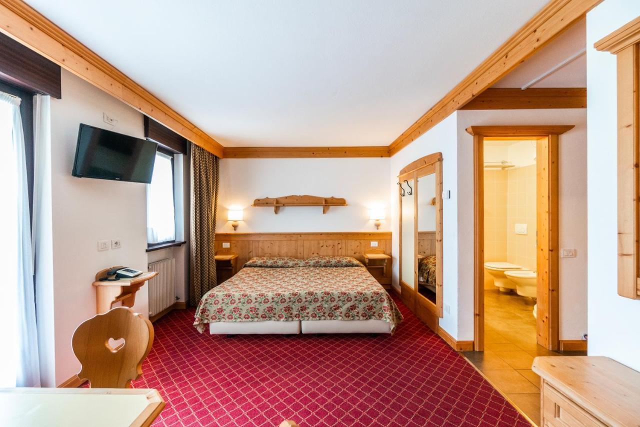 Studio Balcony