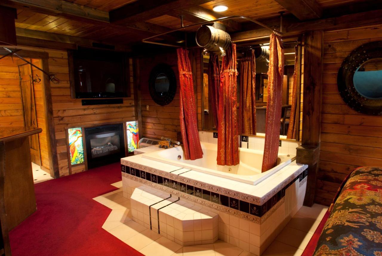 King Room Pirates Theme