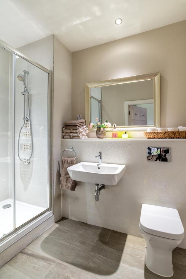 Twin Room 1