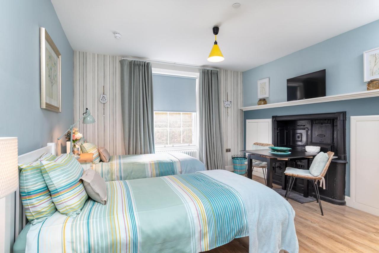 Twin Room 2